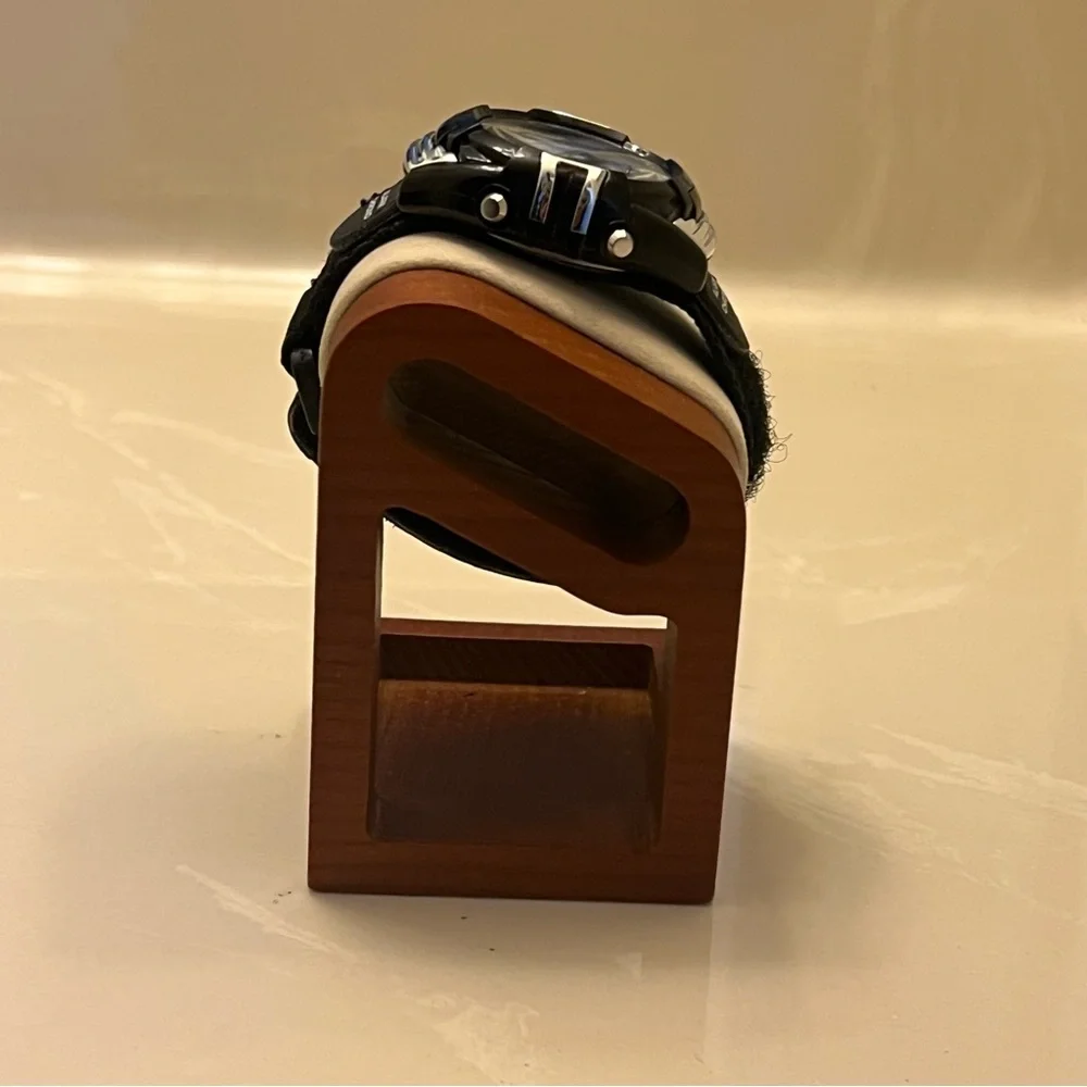 Digital‎ Watch